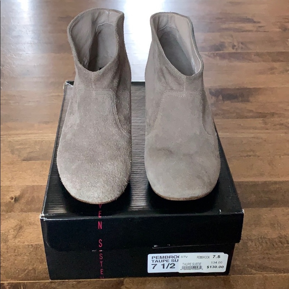 Steven Taupe Suede Booties Size 7.5 In Euc - image 3